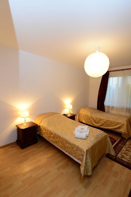 B&B Airport Modlin Новий-Двір-Мазовецький Номер фото