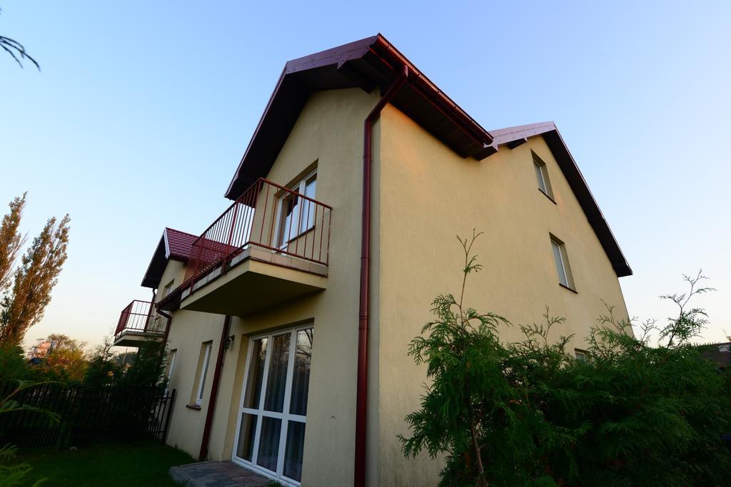 B&B Airport Modlin Новий-Двір-Мазовецький Екстер'єр фото