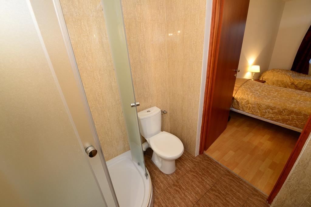 B&B Airport Modlin Новий-Двір-Мазовецький Номер фото