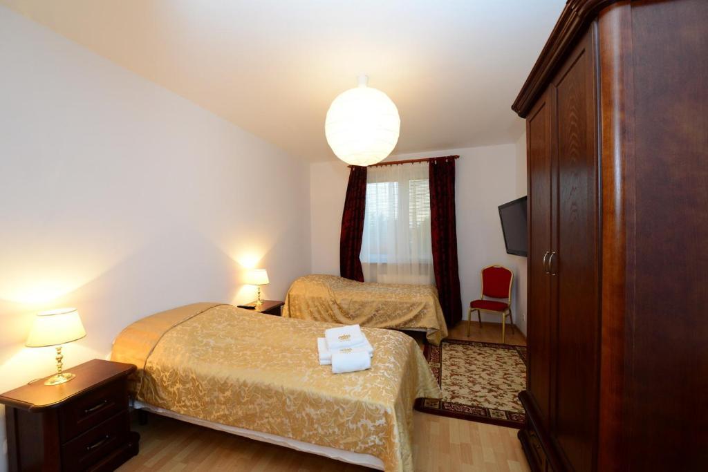 B&B Airport Modlin Новий-Двір-Мазовецький Номер фото